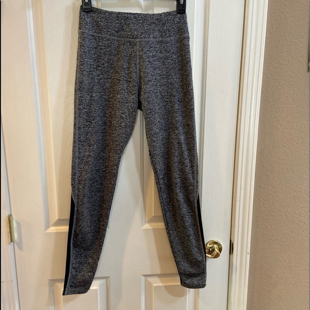 Always Leggings Size Small